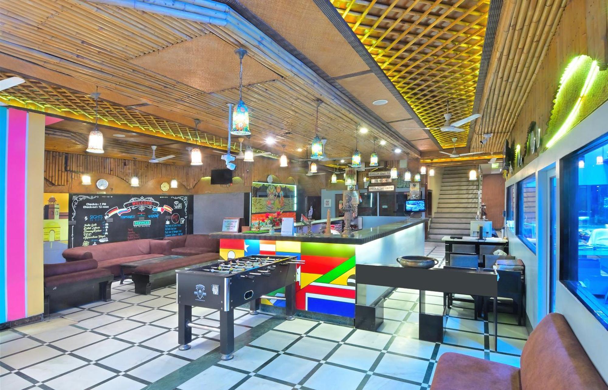 Hotel Hari Piorko - New Delhi Railway Station Exterior foto